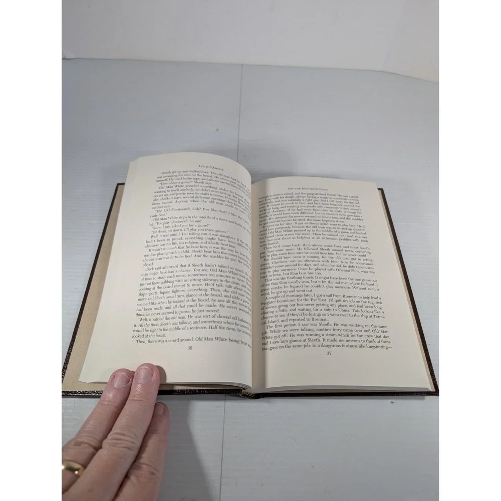 Louis L'Amour Off the Mangrove Coast HC Book Leatherette Gilt Western Collection